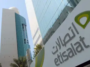 الاشتراك في عرض 1000 دقيقة من اتصالات الإمارات